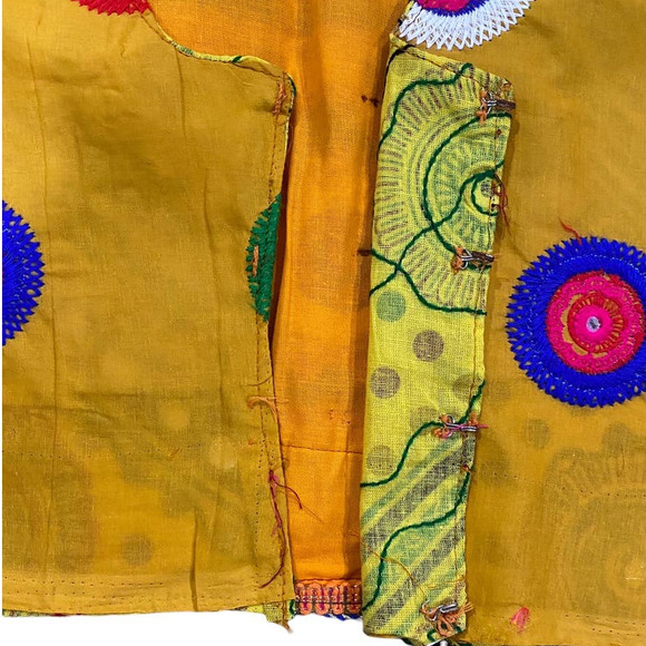 Women's Yellow & Pink Circle Design Indian Chanya Choli (M/L) - Picture 15 of 15